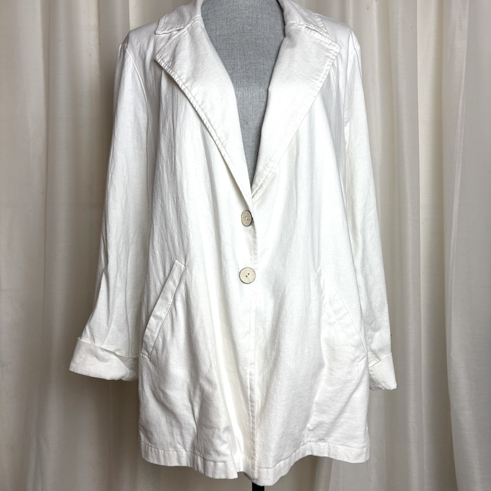 Torrid Unconstructed Elastic Back Waist Jacket